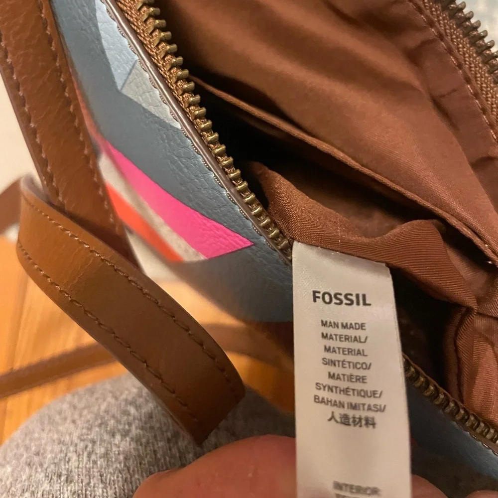Fossil Gemma Crossbody Pebble Vegan Leather Geometric Medium Handbag. - Picture 8 of 10